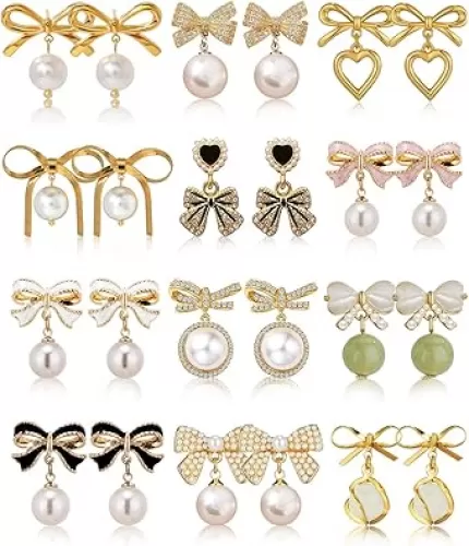12 Pairs of Women